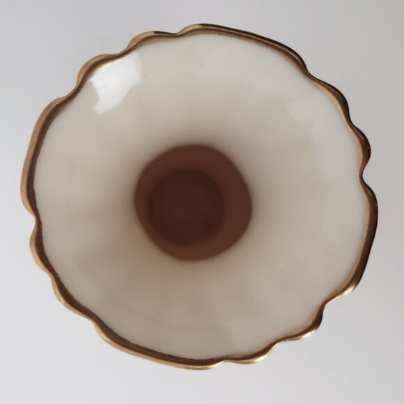 Lenox Porcelain Elfin Small Bud Vase Cream with Gold Trim Like New - Picture 4 of 6